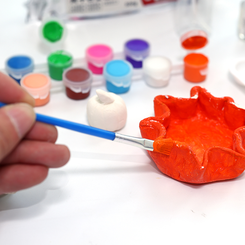 Einfach zu bedienende natürliche weiße Lufttrockenmodellierung für Anfänger